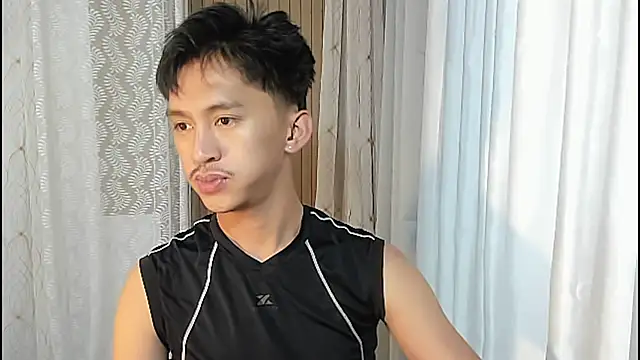 Snapshot of _andrie69_ chatting on 05-18-26, 10:21 andrie69 online show from 05-18-26, 10:21
