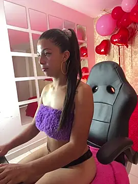 Snapshot of miarouse88 chatting on 02-26-26, 03:33 miarouse88 online show from 02-26-26, 03:33