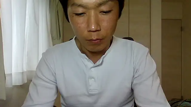 Snapshot of K0U-123 chatting on 05-03-26, 02:28 K0U-123 online show from 05-03-26, 02:28