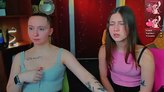 arianaa cat online show from 03-14-26, 09:37