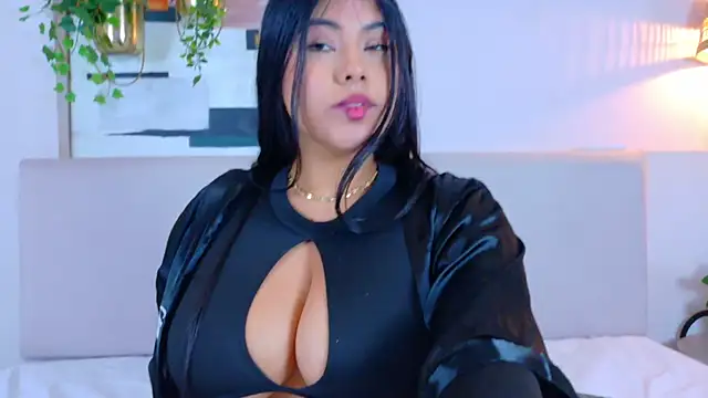 VioletBloomm online show from 03-17-26, 11:35