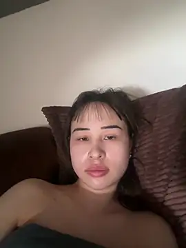 Snapshot of Just-Lilly chatting on 02-12-26, 09:59 Just-Lilly online show from 02-12-26, 09:59