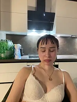 Snapshot of Just-Lilly chatting on 04-01-26, 06:05 Just-Lilly online show from 04-01-26, 06:05