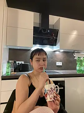 Snapshot of Just-Lilly chatting on 04-05-26, 03:20 Just-Lilly online show from 04-05-26, 03:20