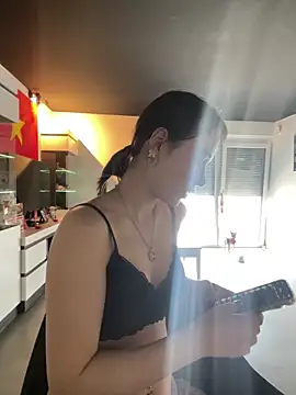 Snapshot of Just-Lilly chatting on 04-09-26, 01:38 Just-Lilly online show from 04-09-26, 01:38