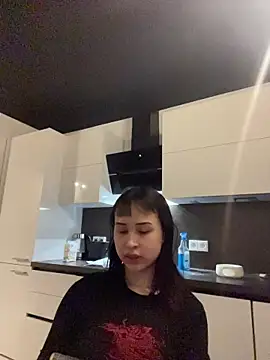 Snapshot of Just-Lilly chatting on 04-13-26, 03:06 Just-Lilly online show from 04-13-26, 03:06