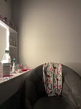Snapshot of Just-Lilly chatting on 06-09-26, 03:51 Just-Lilly online show from 06-09-26, 03:51