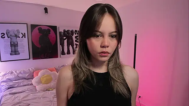 Snapshot of Hey_lucy__ chatting on 02-11-26, 11:59 Hey lucy online show from 02-11-26, 11:59