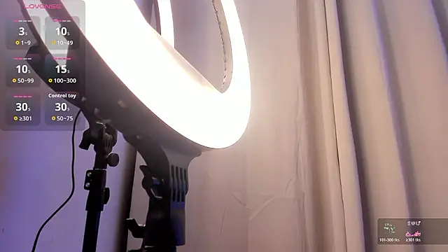 Lucia velez online show from 02-18-26, 02:18