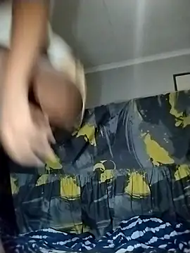 Snapshot of Mzandihottie chatting on 02-21-26, 11:06 Mzandihottie online show from 02-21-26, 11:06