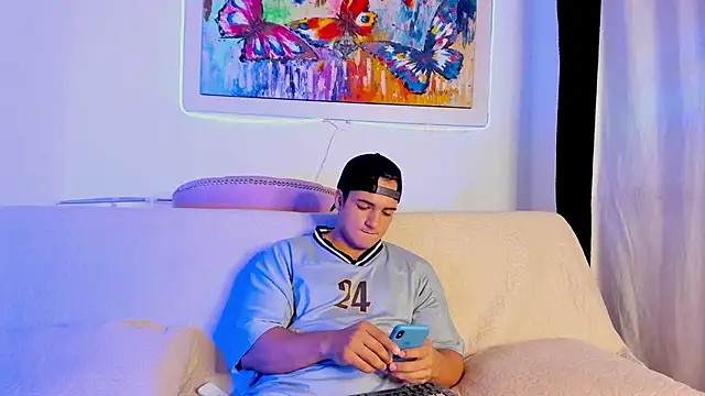 Snapshot of jhon_nicolas chatting on 02-15-26, 03:47 jhon nicolas online show from 02-15-26, 03:47