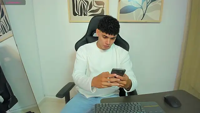 Snapshot of justin_payn14 chatting on 05-28-26, 11:51 justin payn14 online show from 05-28-26, 11:51