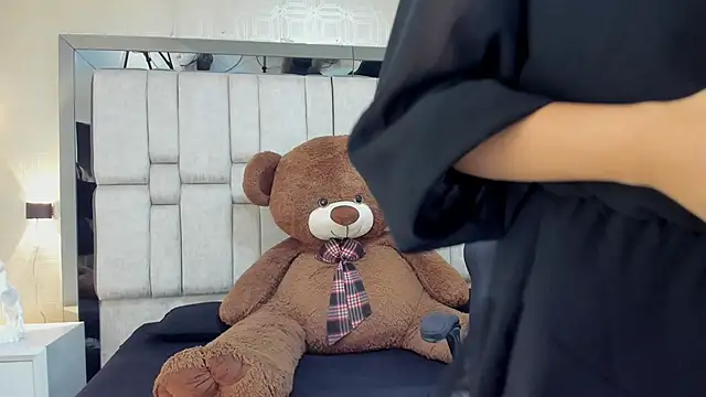 ValeryCooper18 online show from 02-20-26, 07:47