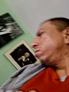 Snapshot of bigbooietx chatting on 02-15-26, 08:02 bigbooietx online show from 02-15-26, 08:02