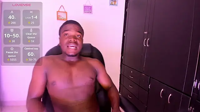 Snapshot of Ben_Castro_ chatting on 02-17-26, 08:37 Ben Castro online show from 02-17-26, 08:37