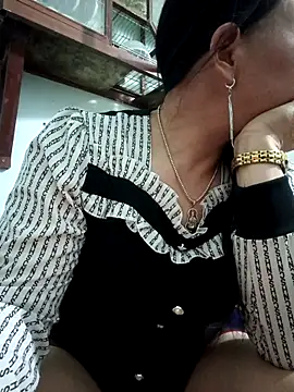 baby 112233 online show from 03-29-26, 04:07