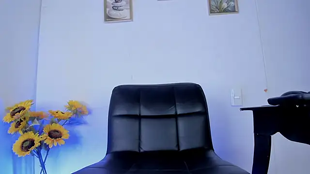 XaraBliz online show from 05-27-26, 02:25