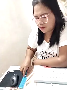 Snapshot of biggbooty15 chatting on 02-02-26, 12:37 biggbooty15 online show from 02-02-26, 12:37