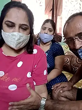 HoneyHush online show from 03-08-26, 08:51