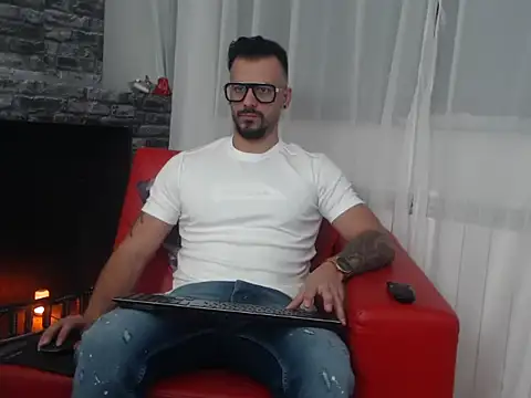 RyanxCole online show from 03-10-26, 11:59