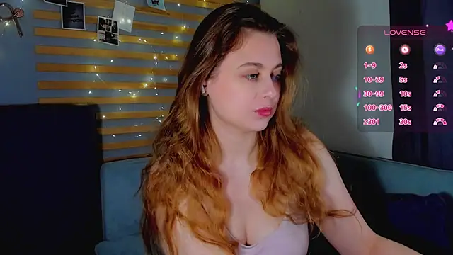 Alice Wanderr online show from 03-17-26, 03:33