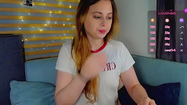Alice Wanderr online show from 03-26-26, 02:39
