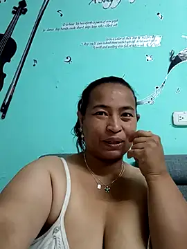 Snapshot of BustySexy_Nataly chatting on 02-20-26, 07:54 BustySexy Nataly online show from 02-20-26, 07:54