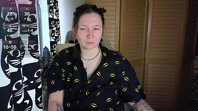 Ozalin  online show from 06-24-26, 11:09
