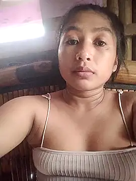 SweetKirsten69 online show from 02-17-26, 03:36