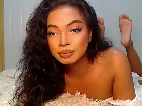 Snapshot of girlyteengrl chatting on 02-17-26, 05:19 girlyteengrl online show from 02-17-26, 05:19