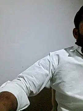 Snapshot of hot---boy1 chatting on 02-14-26, 05:04 hot---boy1 online show from 02-14-26, 05:04