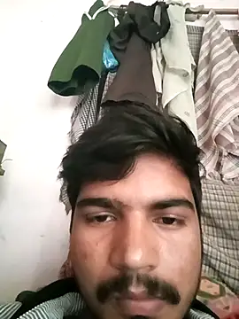 Harry302933 online show from 04-25-26, 07:33