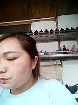 Snapshot of cute-hiphop chatting on 05-30-26, 03:47 cute-hiphop online show from 05-30-26, 03:47
