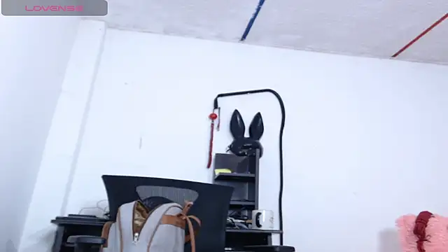 Snapshot of Girl_Bondage chatting on 03-30-26, 01:45 Girl Bondage online show from 03-30-26, 01:45