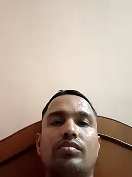 Snapshot of Mumbai_handsom92 chatting on 02-02-26, 04:17 Mumbai handsom92 online show from 02-02-26, 04:17