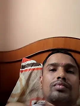 Snapshot of Mumbai_handsom92 chatting on 02-06-26, 05:34 Mumbai handsom92 online show from 02-06-26, 05:34