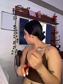 Snapshot of Natasha-Naughty- chatting on 02-20-26, 02:17 Natasha-Naughty- online show from 02-20-26, 02:17