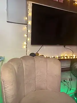 Snapshot of Natasha-Naughty- chatting on 03-02-26, 07:54 Natasha-Naughty- online show from 03-02-26, 07:54