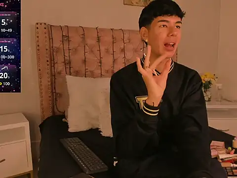 Snapshot of noah_lewiss chatting on 02-24-26, 10:46 noah lewiss online show from 02-24-26, 10:46