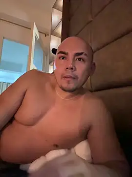 Snapshot of eros_colby chatting on 02-03-26, 12:42 eros colby online show from 02-03-26, 12:42