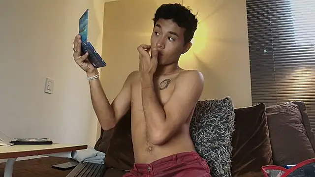 Snapshot of Damon_Salvarote_S chatting on 02-10-26, 07:40 Damon Salvarote S online show from 02-10-26, 07:40