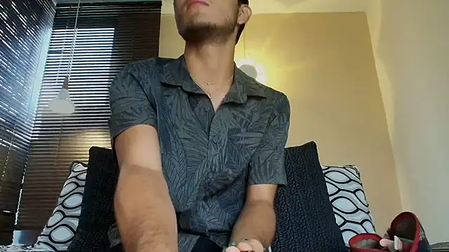 Snapshot of Damon_Salvarote_S chatting on 02-19-26, 07:43 Damon Salvarote S online show from 02-19-26, 07:43