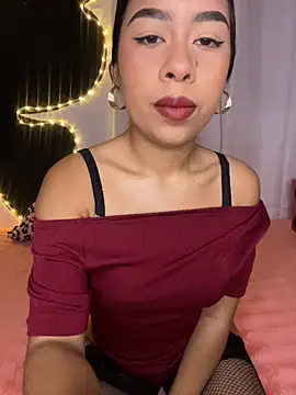 Snapshot of Katty_honey_ chatting on 02-23-26, 05:16 Katty honey online show from 02-23-26, 05:16