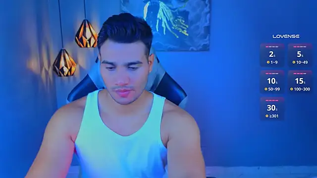 Snapshot of AndresRodriguez1 chatting on 04-01-26, 12:39 AndresRodriguez1 online show from 04-01-26, 12:39