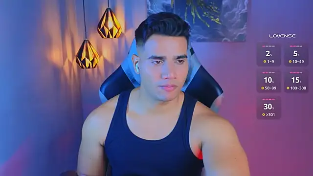 Snapshot of AndresRodriguez1 chatting on 04-04-26, 12:20 AndresRodriguez1 online show from 04-04-26, 12:20