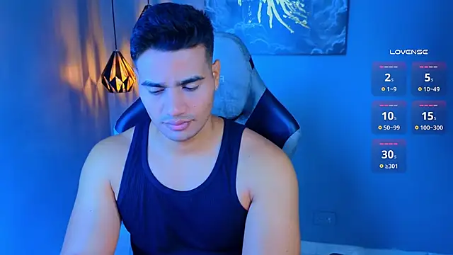 Snapshot of AndresRodriguez1 chatting on 04-06-26, 01:56 AndresRodriguez1 online show from 04-06-26, 01:56