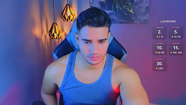 Snapshot of AndresRodriguez1 chatting on 04-08-26, 10:04 AndresRodriguez1 online show from 04-08-26, 10:04