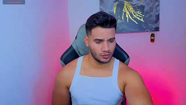 AndresRodriguez1 online show from 06-03-26, 11:10