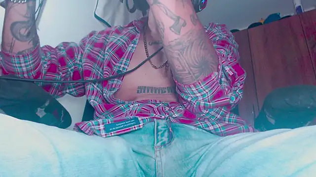 theskateboy online show from 04-01-26, 06:36