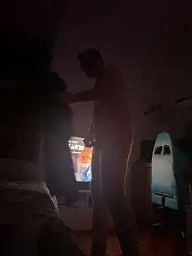 io1Elian online show from 04-08-26, 04:34